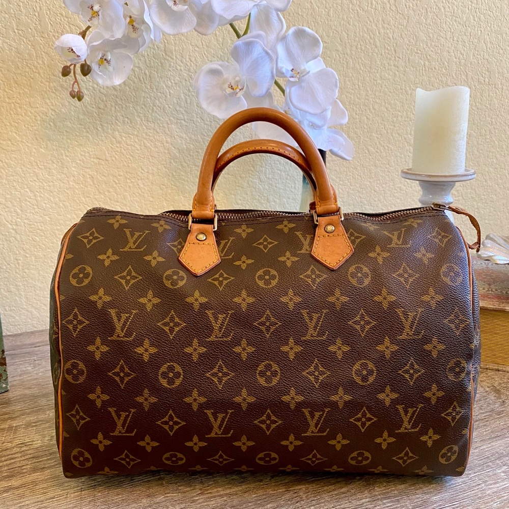 Louis Vuitton Speedy 35